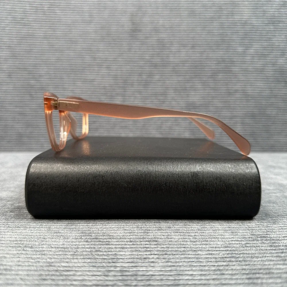Lucky Brand D821 Peach Translucent Cat Eye Y2k Eyeglass Frames 52-16-140 Womens